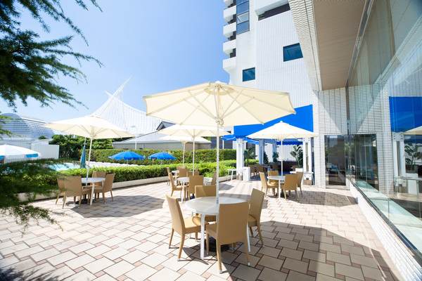 プールレストランpoolside restaurant