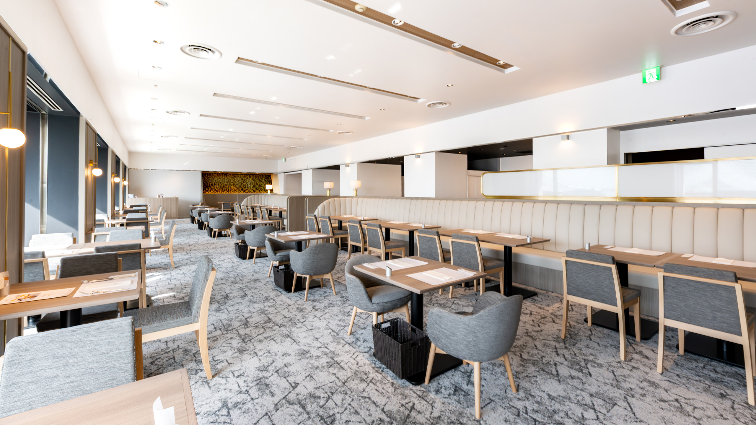 カジュアルダイニング カメリア | 神戸三宮のランドマークホテル