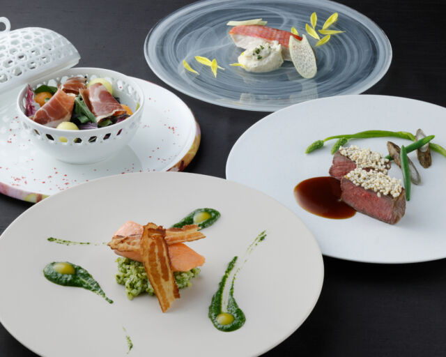 .
【5月 平日限定】カジュアルダイニング｢カメリア｣の
フルコースディナーがお得に！

乾杯グラススパークリングワイン付きのコースが
期間限定で11,200円 → 8,500円に。
旬の食材を使った本格的なコース料理をご堪能ください。

【期間】2026年5月29日(金)までの平日限定
【場所】カジュアルダイニング｢カメリア」
【料金】￥8,500(税･サービス料込)
【ご予約】TEL.078-333-3522

#ホテルオークラ神戸#神戸ディナー#三宮ディナー